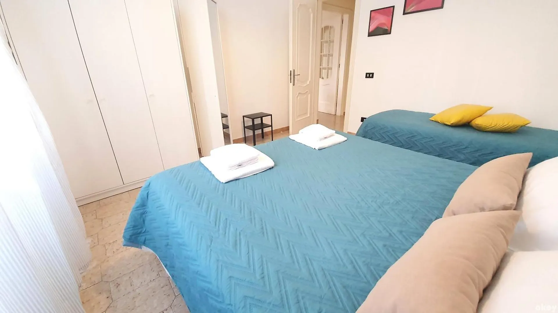 White Central Apartment - Bari Centro