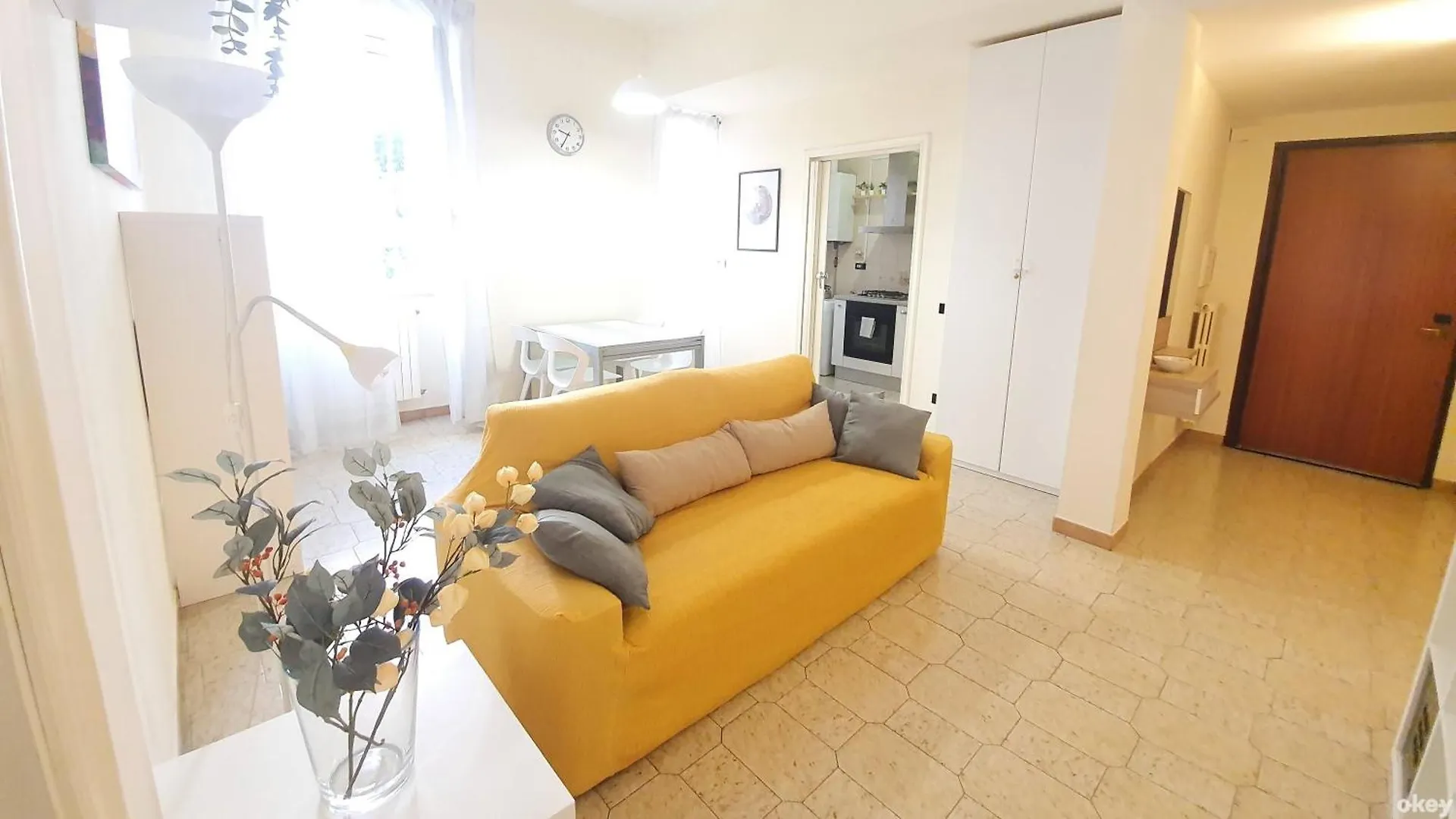 White Central Apartment - Bari Centro Italien